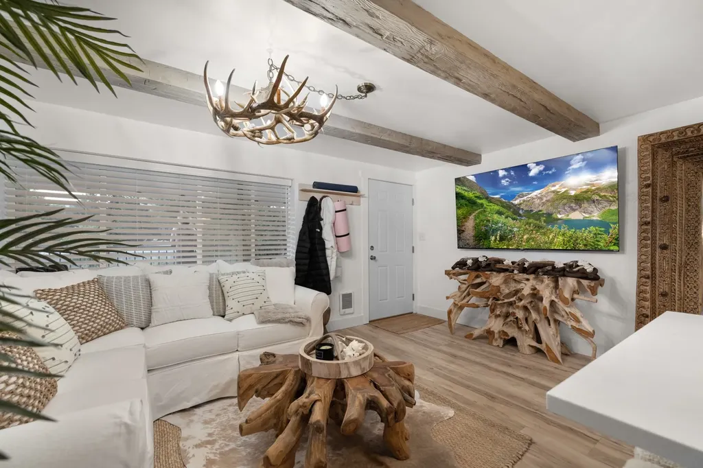 121 Iowa Avenue Whitefish MT 59937