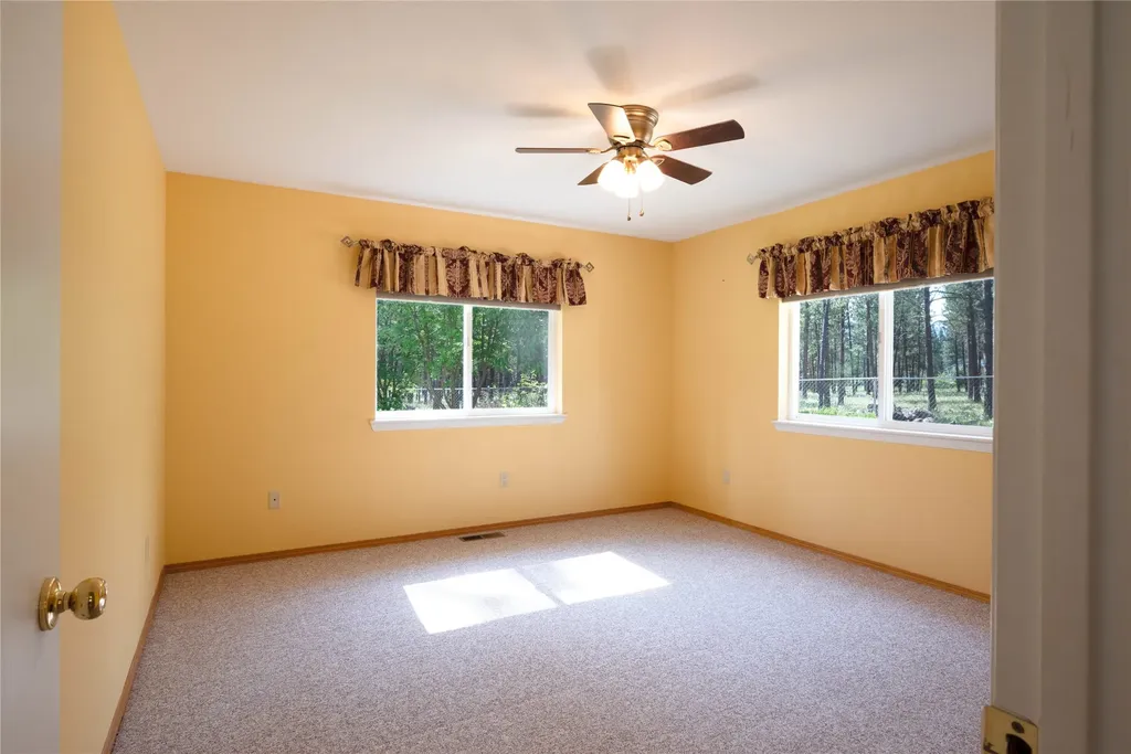 90 Mccrea Road Plains MT 59859