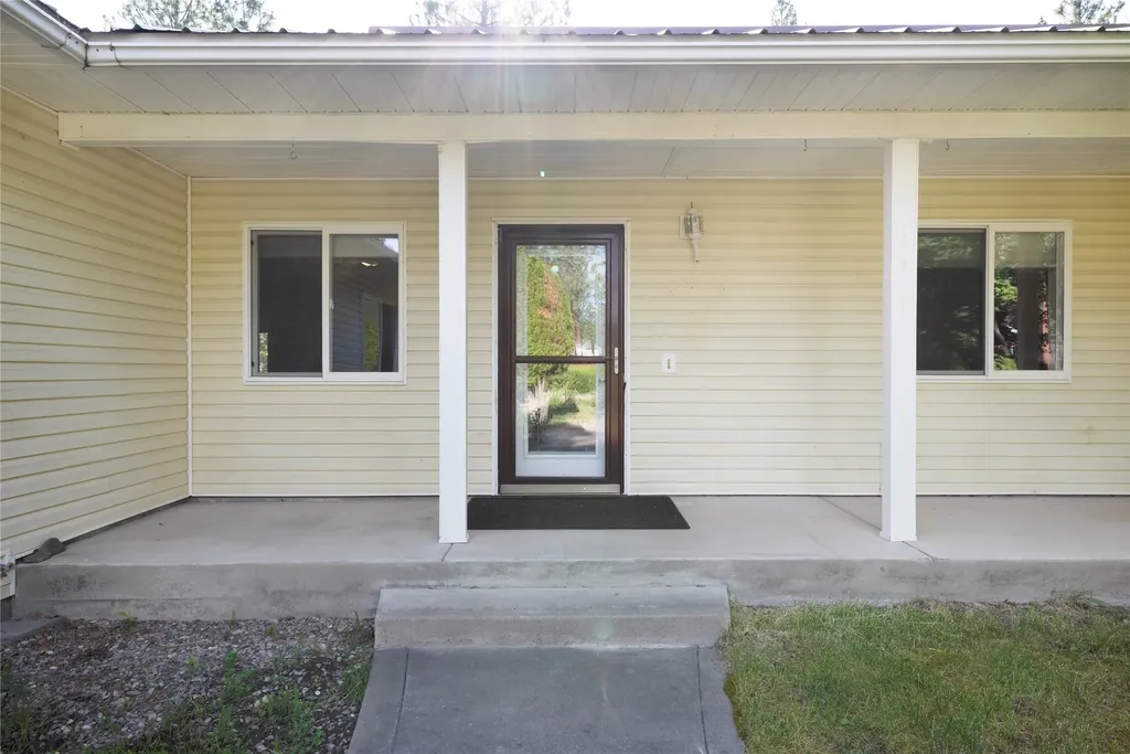 90 Mccrea Road Plains MT 59859