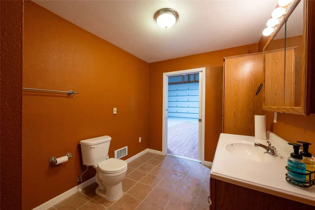 90 Mccrea Road Plains MT 59859