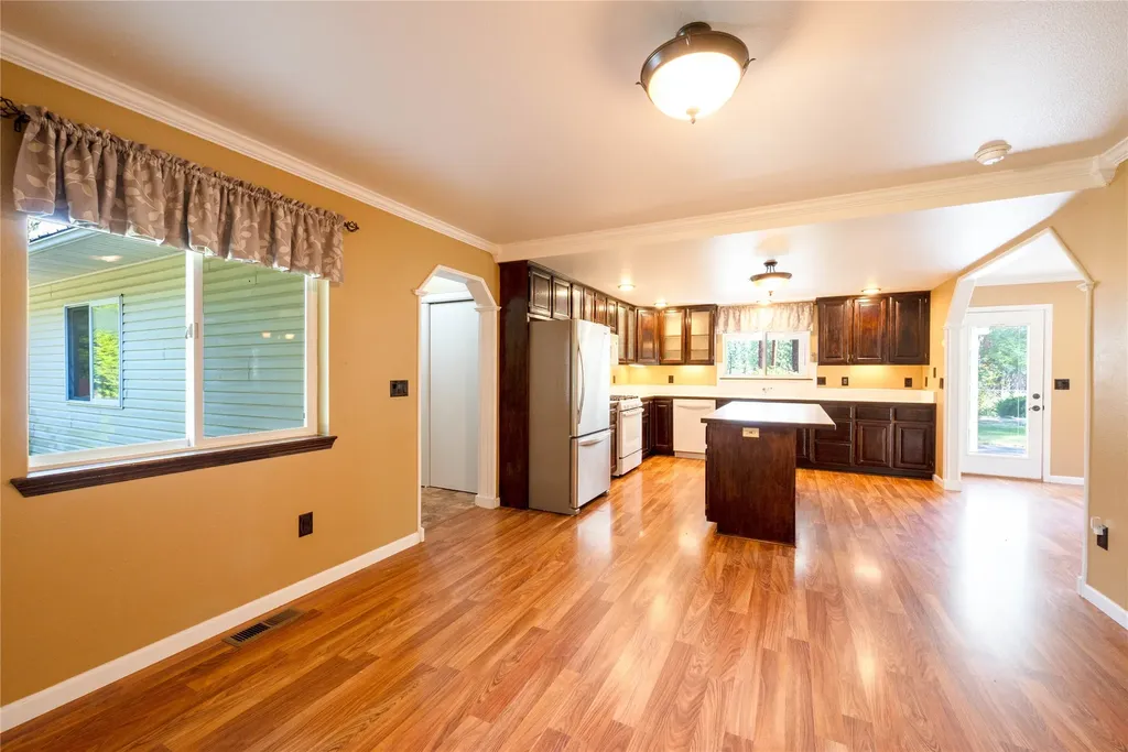 90 Mccrea Road Plains MT 59859