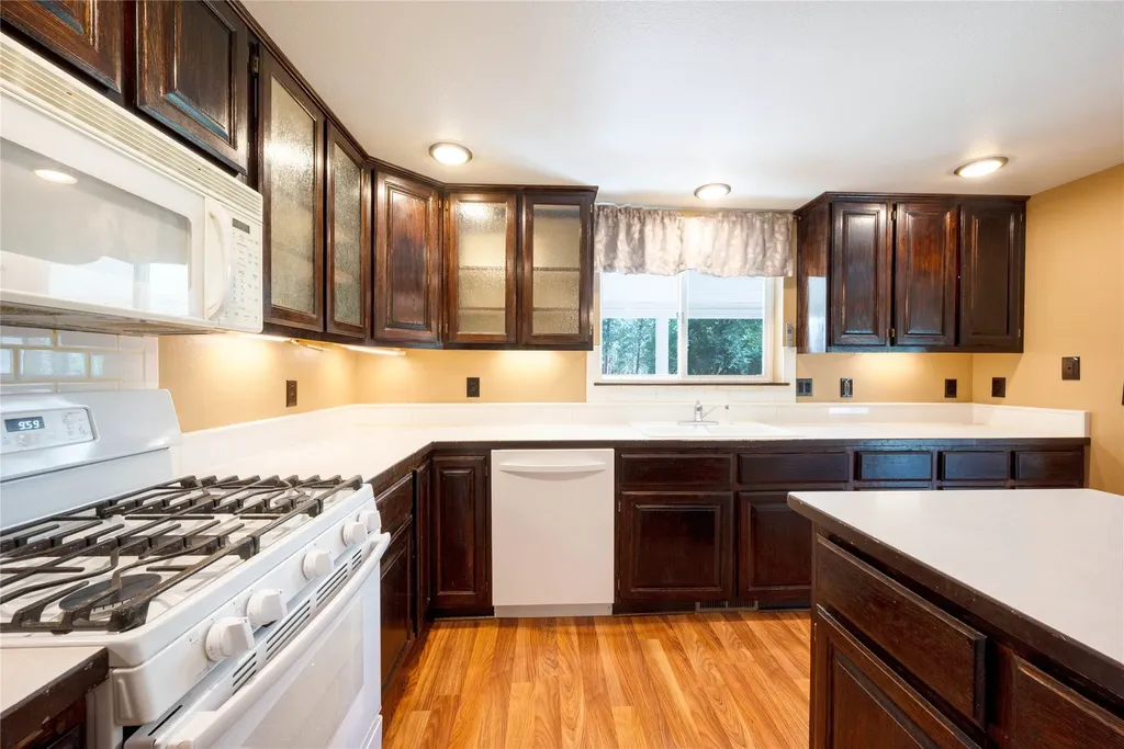 90 Mccrea Road Plains MT 59859