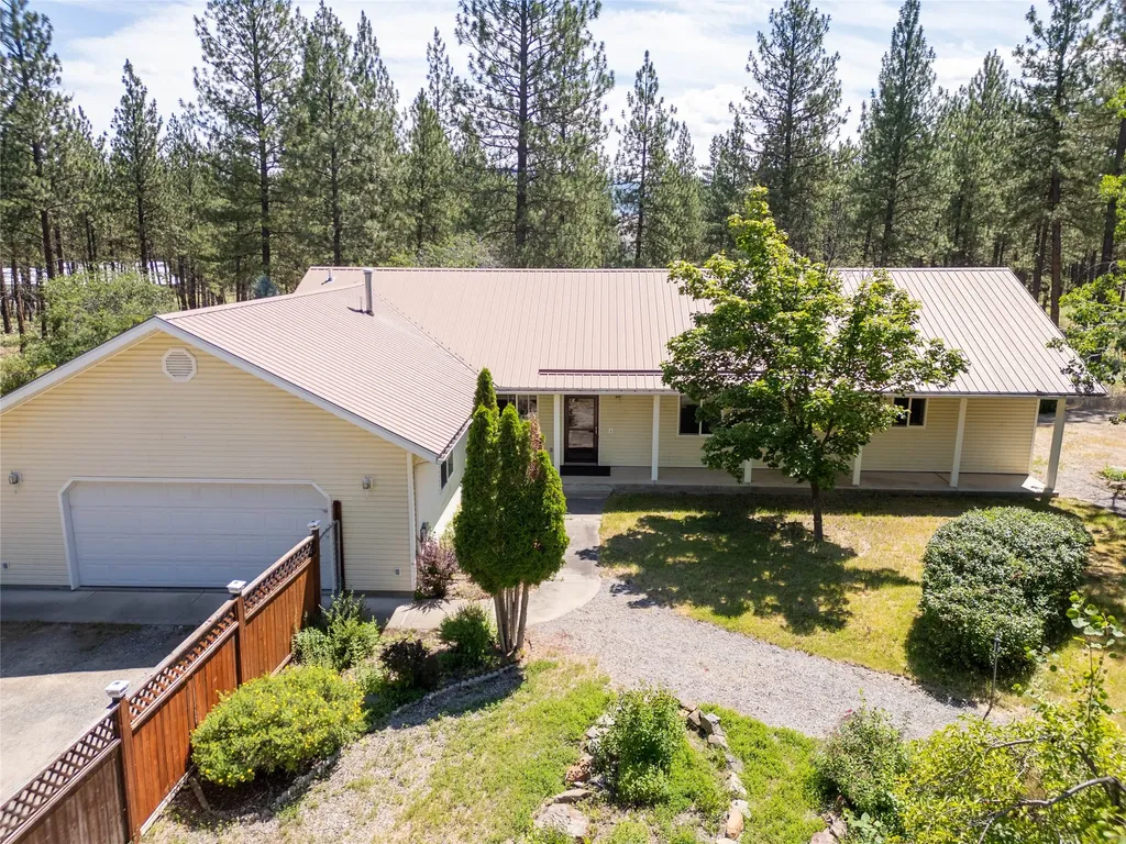 90 Mccrea Road Plains MT 59859