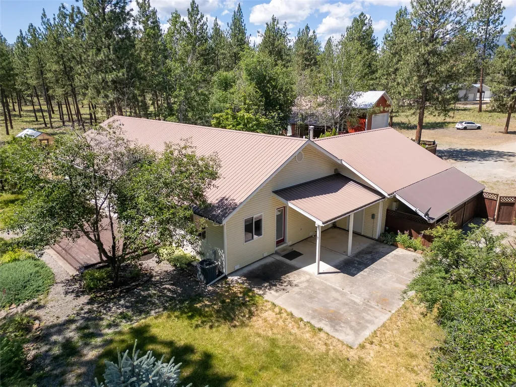 90 Mccrea Road Plains MT 59859