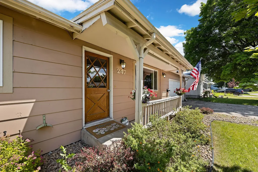 247 Rosewood Drive Kalispell MT 59901