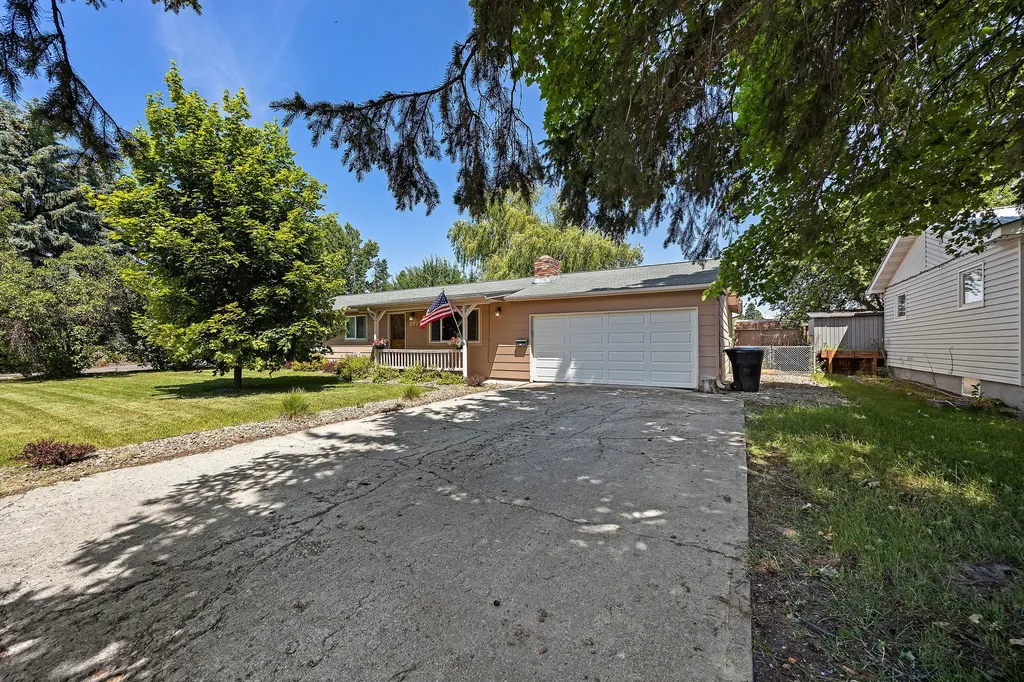 247 Rosewood Drive Kalispell MT 59901