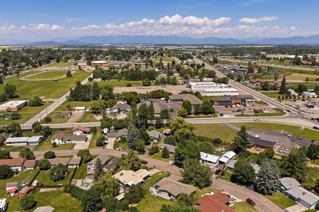 247 Rosewood Drive Kalispell MT 59901