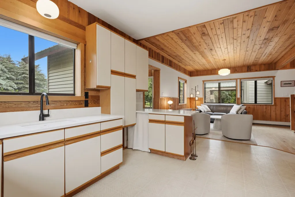 217 Lower Rainbow Road Bozeman MT 59718