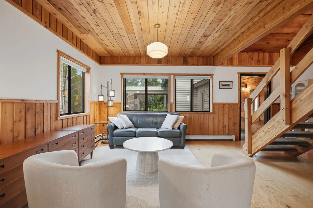 217 Lower Rainbow Road Bozeman MT 59718