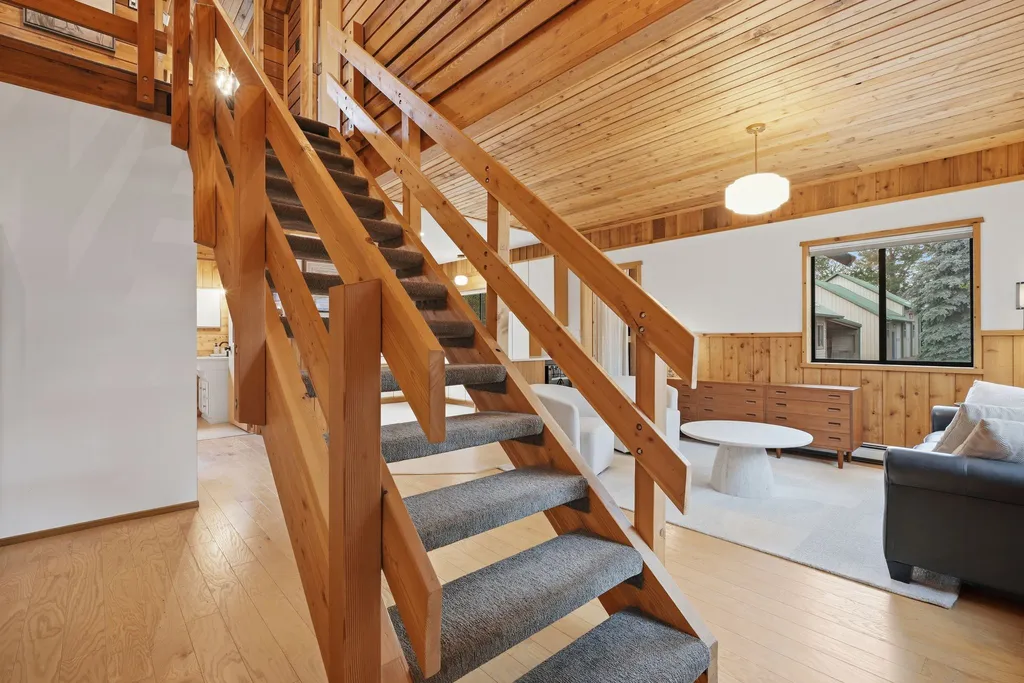 217 Lower Rainbow Road Bozeman MT 59718
