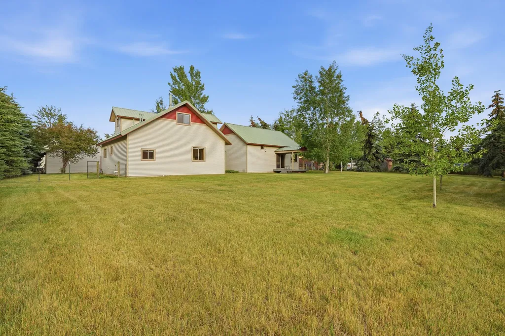 217 Lower Rainbow Road Bozeman MT 59718