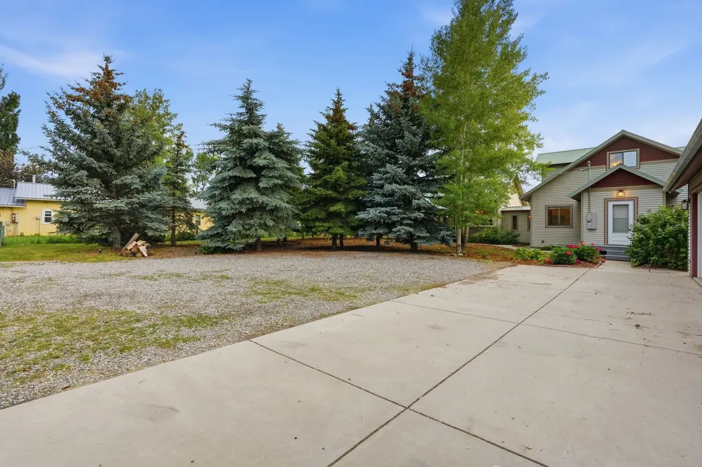 217 Lower Rainbow Road Bozeman MT 59718