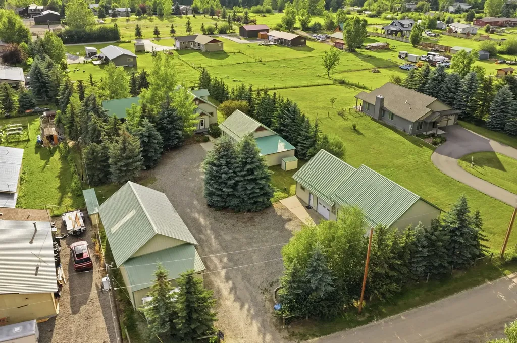 217 Lower Rainbow Road Bozeman MT 59718