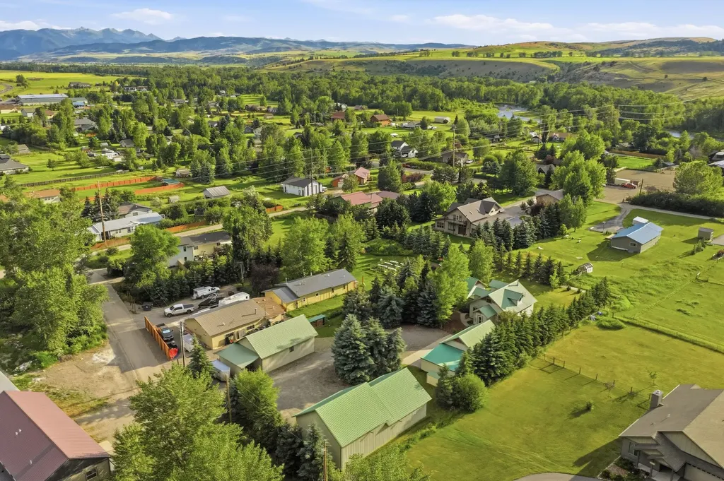 217 Lower Rainbow Road Bozeman MT 59718