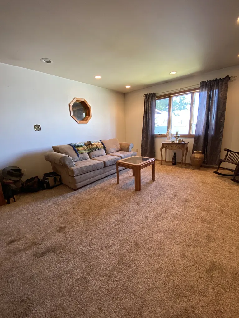3200 Derek Road Helena MT 59602
