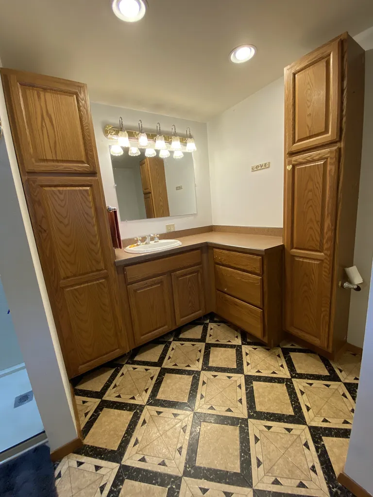 3200 Derek Road Helena MT 59602