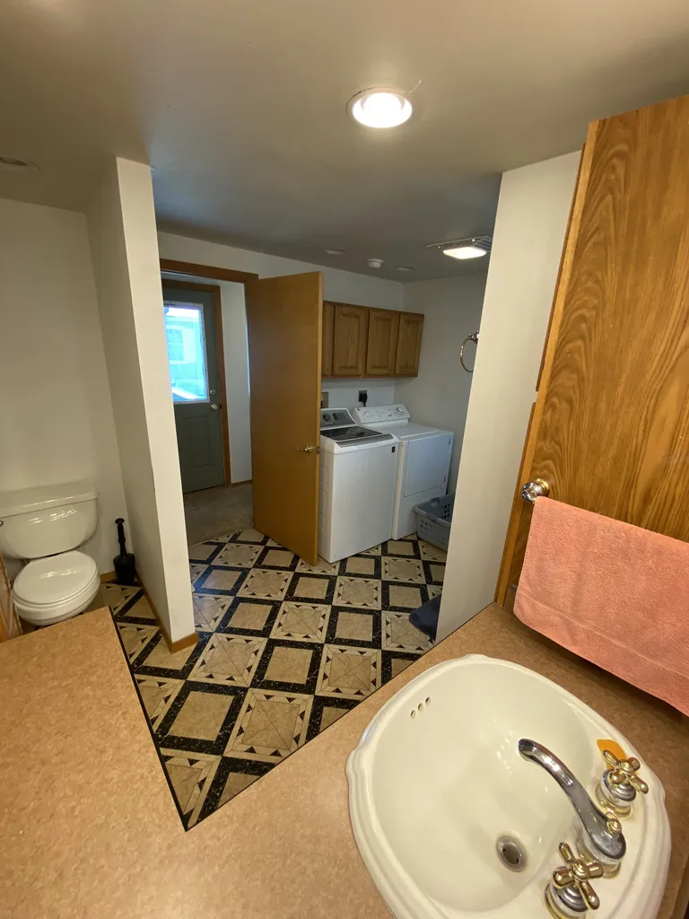 3200 Derek Road Helena MT 59602