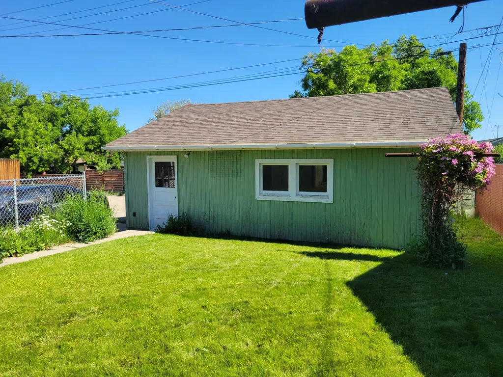 1304 Leslie Avenue Helena MT 59601