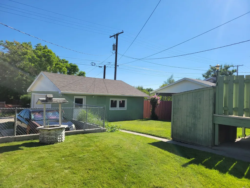 1304 Leslie Avenue Helena MT 59601