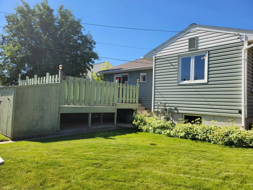 1304 Leslie Avenue Helena MT 59601