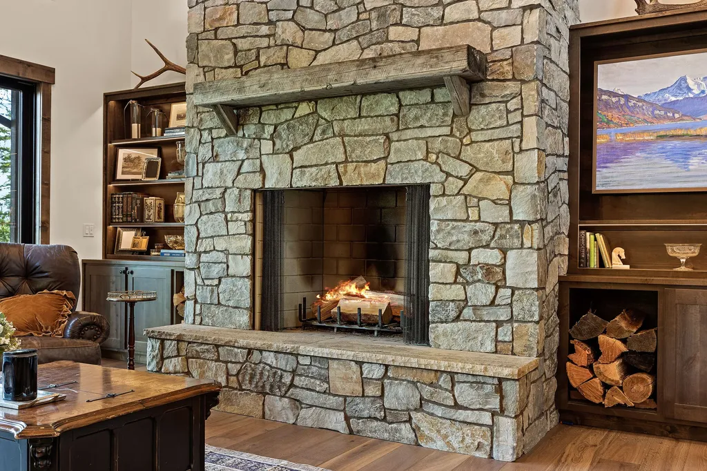 205 Pinto Trail Bigfork MT 59911