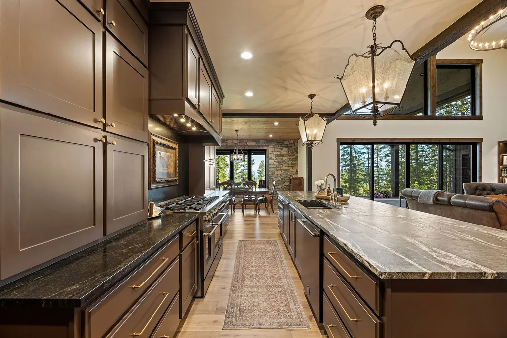 205 Pinto Trail Bigfork MT 59911