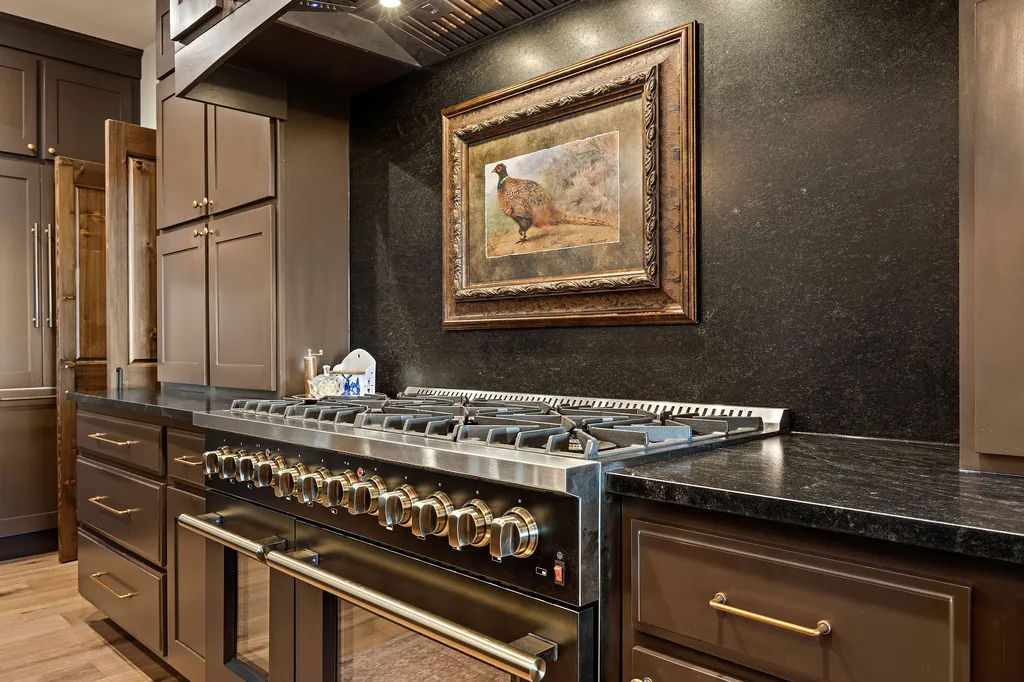 205 Pinto Trail Bigfork MT 59911