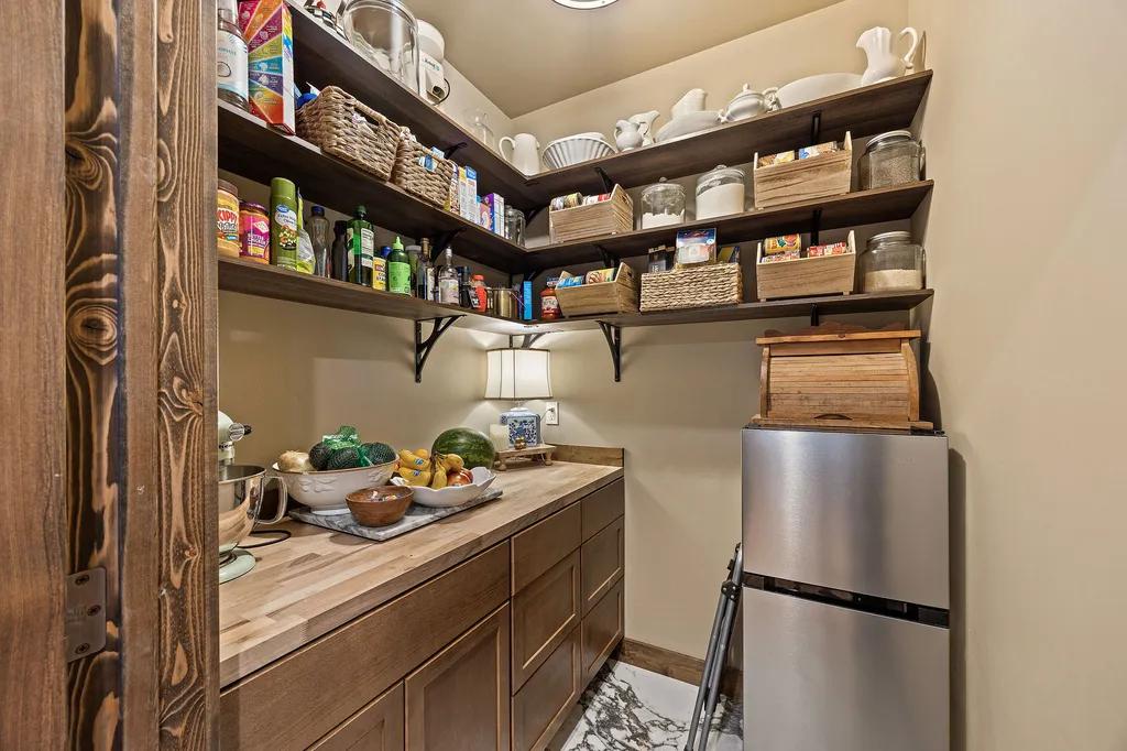 205 Pinto Trail Bigfork MT 59911