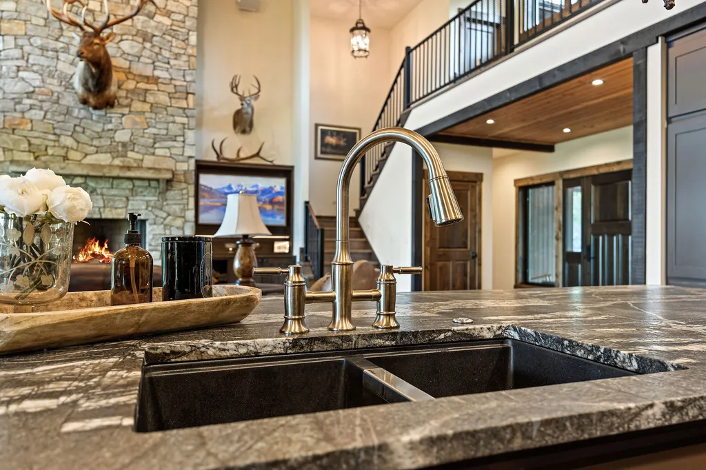 205 Pinto Trail Bigfork MT 59911