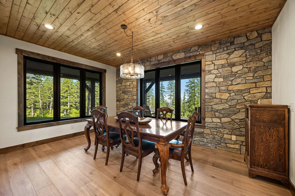 205 Pinto Trail Bigfork MT 59911