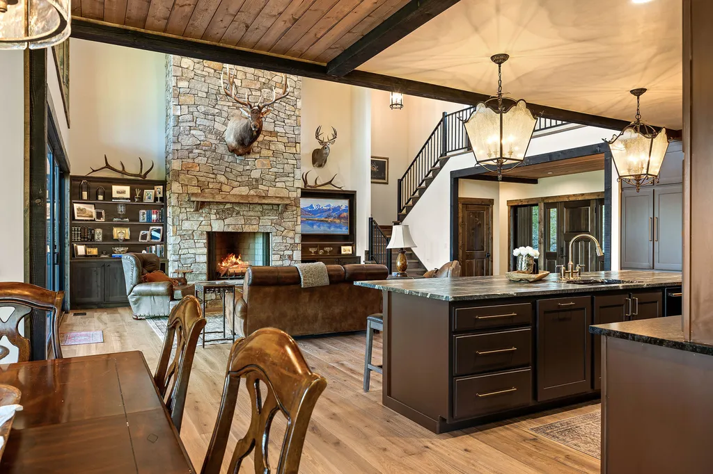 205 Pinto Trail Bigfork MT 59911