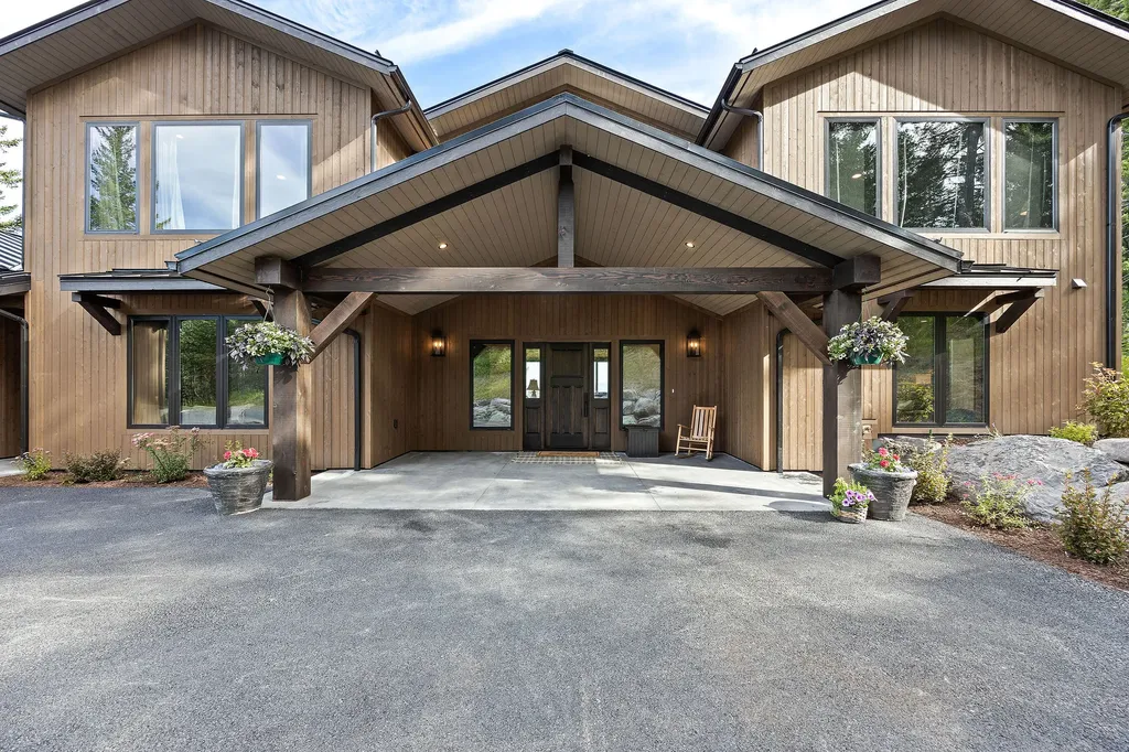 205 Pinto Trail Bigfork MT 59911