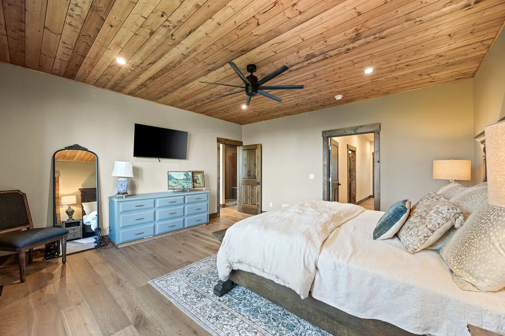 205 Pinto Trail Bigfork MT 59911