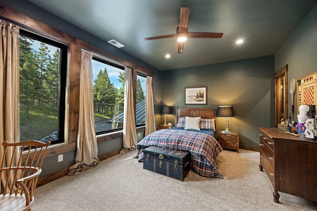 205 Pinto Trail Bigfork MT 59911