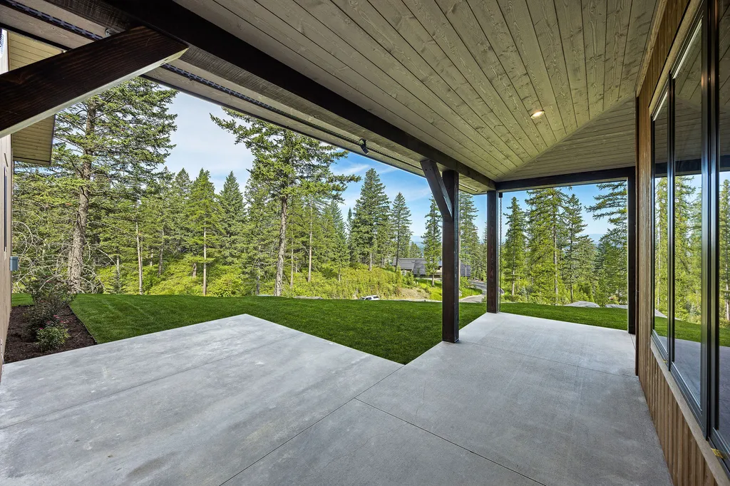 205 Pinto Trail Bigfork MT 59911