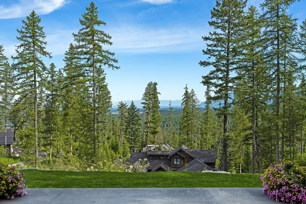 205 Pinto Trail Bigfork MT 59911