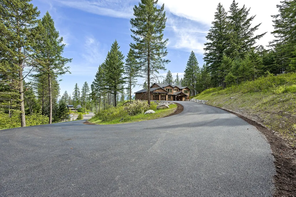 205 Pinto Trail Bigfork MT 59911
