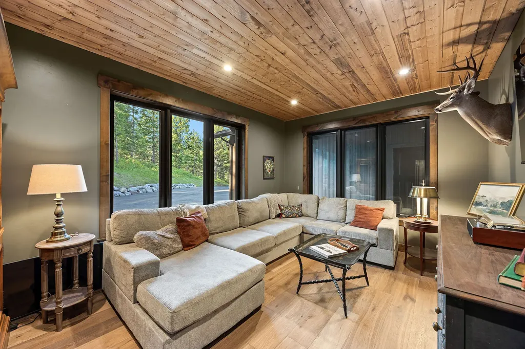 205 Pinto Trail Bigfork MT 59911