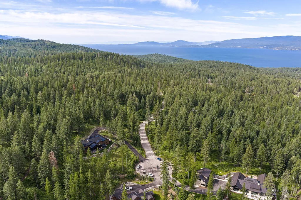 205 Pinto Trail Bigfork MT 59911