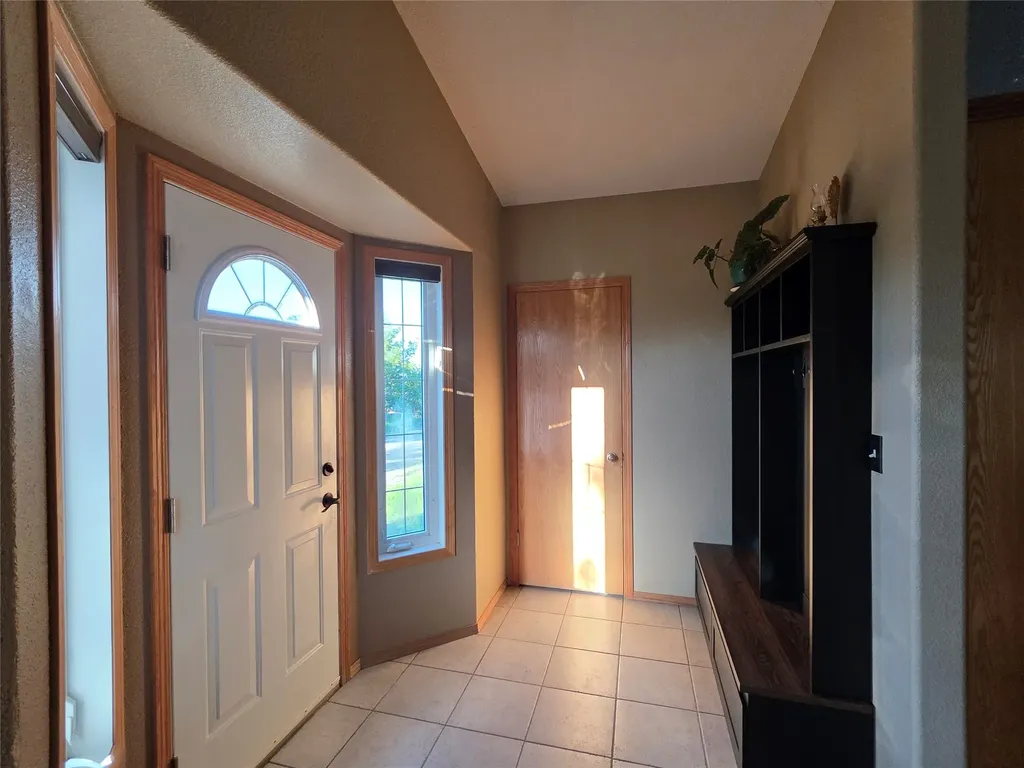 229 Central Ave Central Avenue Sweet Grass MT 59484
