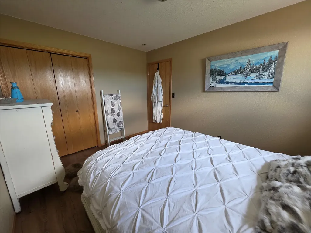 229 Central Ave Central Avenue Sweet Grass MT 59484