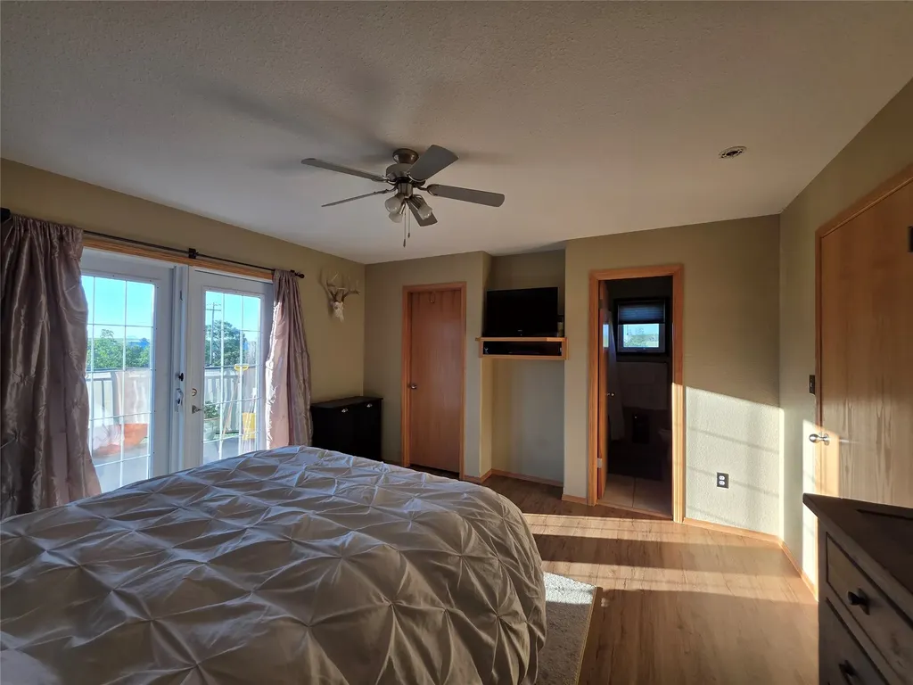 229 Central Ave Central Avenue Sweet Grass MT 59484
