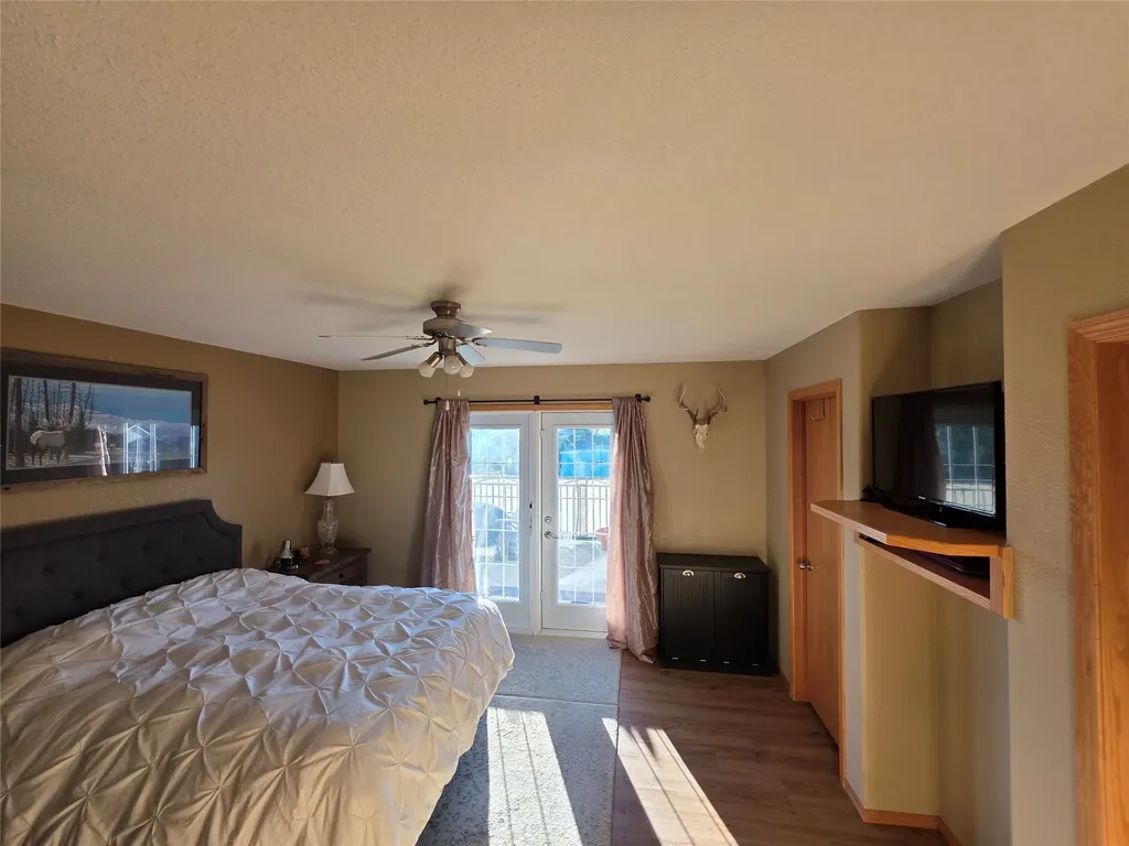 229 Central Ave Central Avenue Sweet Grass MT 59484