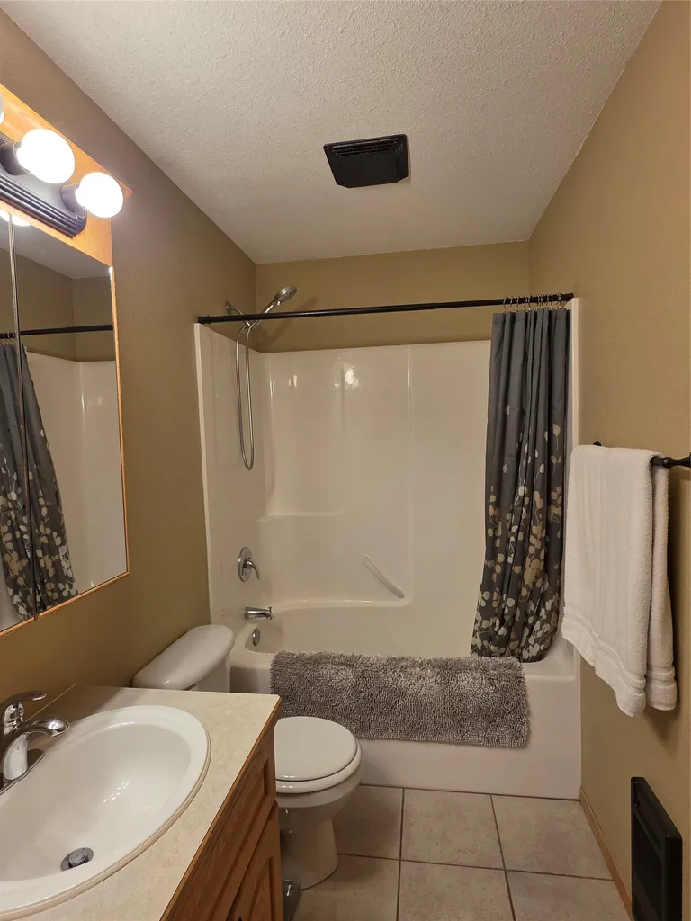 229 Central Ave Central Avenue Sweet Grass MT 59484
