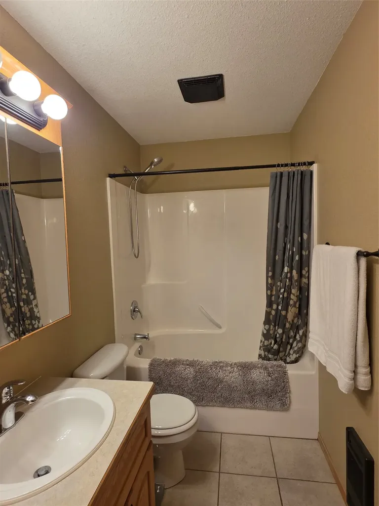 229 Central Ave Central Avenue Sweet Grass MT 59484