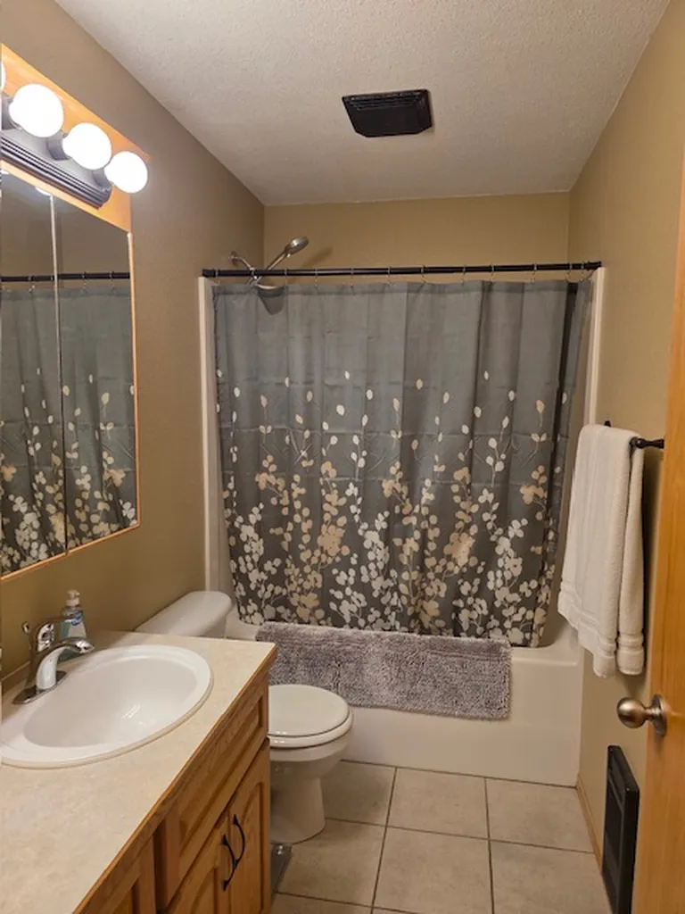 229 Central Ave Central Avenue Sweet Grass MT 59484
