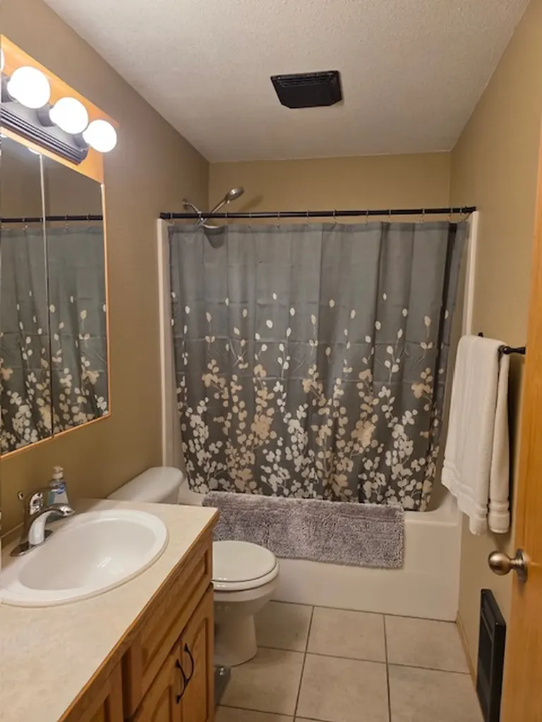 229 Central Ave Central Avenue Sweet Grass MT 59484
