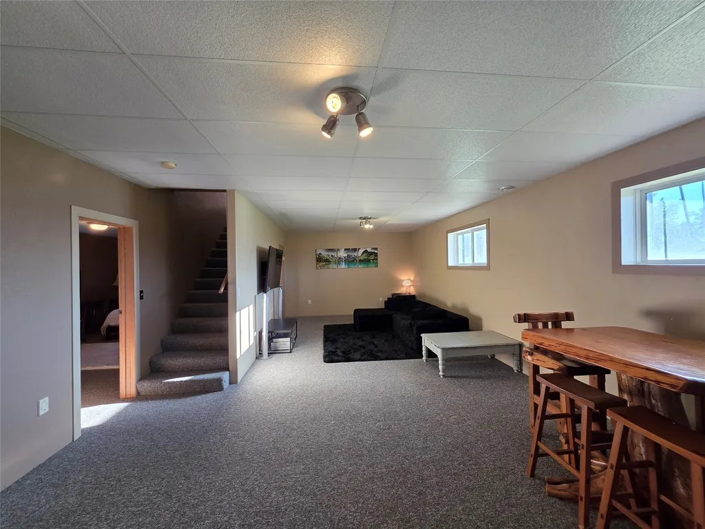 229 Central Ave Central Avenue Sweet Grass MT 59484