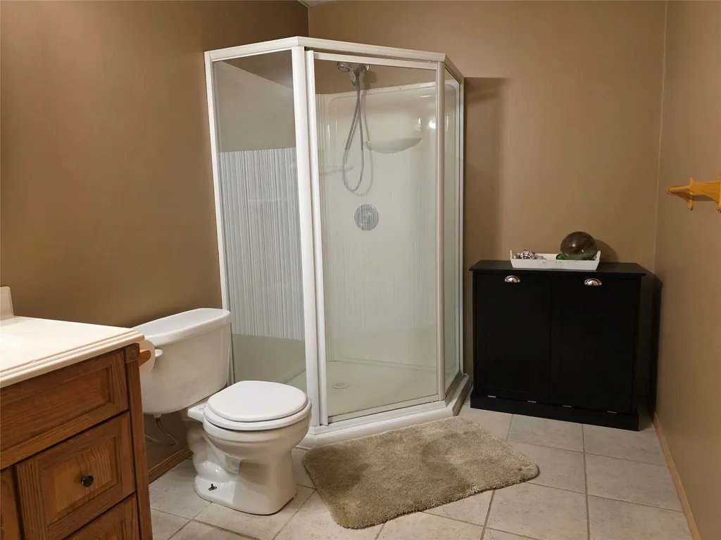 229 Central Ave Central Avenue Sweet Grass MT 59484
