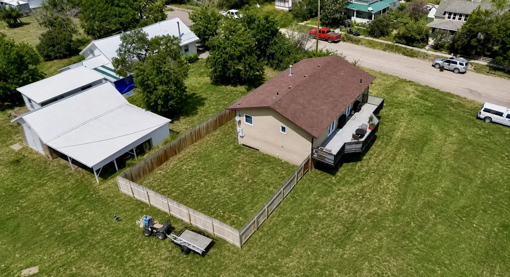 229 Central Ave Central Avenue Sweet Grass MT 59484
